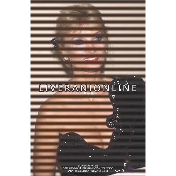 DIAP-RETROSPETTIVA BARBARA BOUCHET ATTRICE NELLA FOTO BARBARA BOUCHET NELL\'ANNO 1985 FOTO MASSIMO BIANCHI-AG ALDO LIVERANI SAS 
