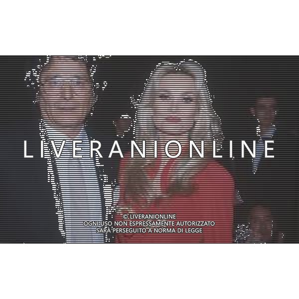 DIAP-RETROSPETTIVA BARBARA BOUCHET ATTRICE NELLA FOTO BARBARA BOUCHET CON IL MARITO LUIGI BORGHESE NELL\'ANNO 1992 AG ALDO LIVERANI SAS