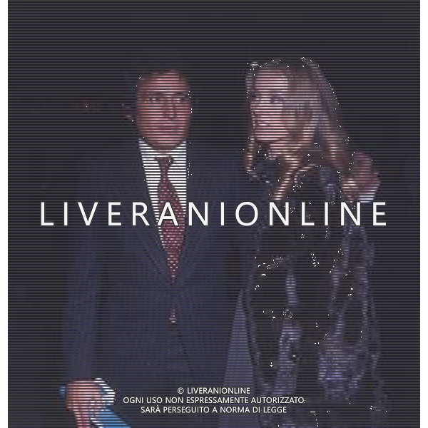 DIAP-RETROSPETTIVA BARBARA BOUCHET ATTRICE NELLA FOTO BARBARA BOUCHET CON IL MARITO LUIGI BORGHESE ANNO 1975-1977 AG ALDO LIVERANI SAS