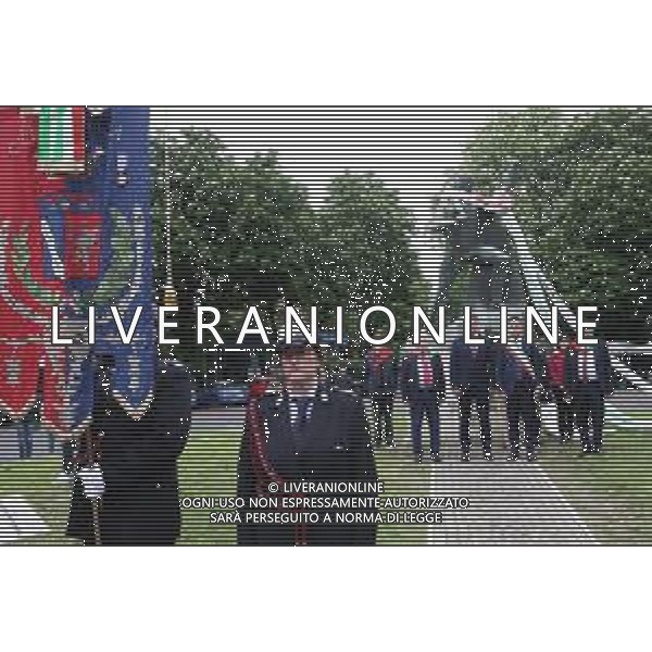 IMOLA 25 04 2025 "25 APRILE FESTA DELLA LIBERAZIONE" 80 ANNIVERSARIO DELLA LIBERAZIONE NELLA FOTO Medaglia d\'oro al valore militare per attivit artigiana sul gonfalone della Citt i Imola DIETRO DA SINISTRA PARTIGIANO VITTORIO GARDI,PRESIDENTE ANPI GABRIO SALLIERI,SINDACO DI IMOLA MARCO PANIERI E CONSIGLIERE REGIONALE FABRIZIO CASTELLARI FOTO GIANNI SANNA-AG ALDO LIVERANI SAS