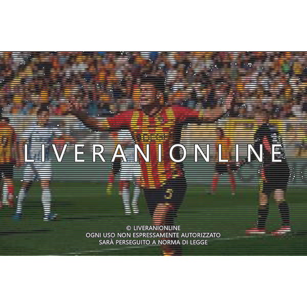 TVEM April 19, 2025 Lecce, Italy - US Lecce vs Como 1907 - Italian soccer serie A 2024/25 - Via Del Mare Stadium. In the pic: Medon Berisha of US Lecce foto emmanuele mastrodonato-ag aldo liverani sas
