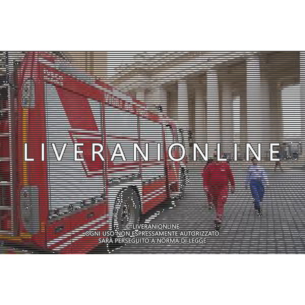 Città del Vaticano - 25 Aprile 2025 Preparativi dei media e servizio d\'ordine e Sicurezza delle Forze dell\'ordine nella zona di San Pietro in vista del funerale di Papa Francesco Nella Foto: Vista Generale - Vigili del Fuoco  Andrea Bracaglia - AGENZIA ALDO LIVERANI SAS