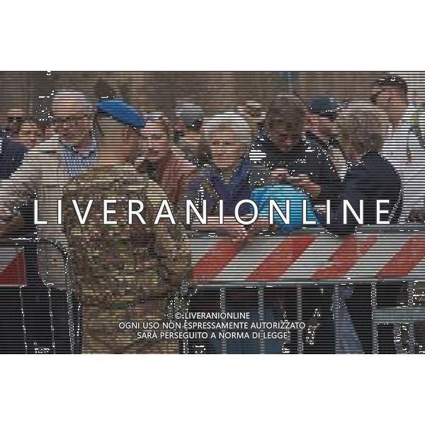 Città del Vaticano - 25 Aprile 2025 Preparativi dei media e servizio d\'ordine e Sicurezza delle Forze dell\'ordine nella zona di San Pietro in vista del funerale di Papa Francesco Nella Foto: Vista Generale servizio d’ordine dell\'esercito  Andrea Bracaglia - AGENZIA ALDO LIVERANI SAS