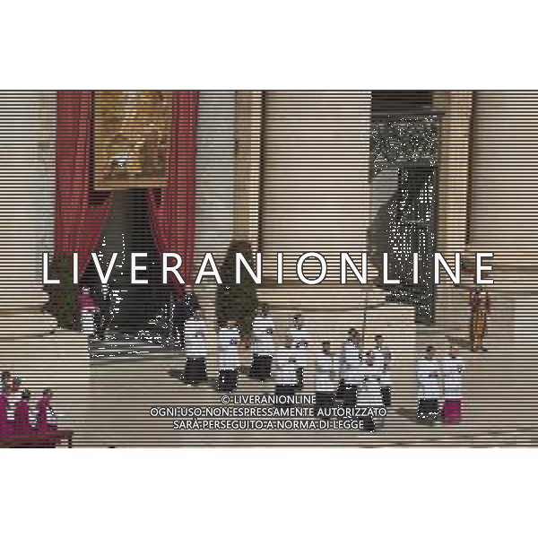 Citta’ del Vaticano - 26 Aprile 2025 Funerale di Papa Francesco Nella Foto: l’uscita del feretro dalla Basilica di San Pietro  Andrea Bracaglia- AGENZIA ALDO LIVERANI SAS