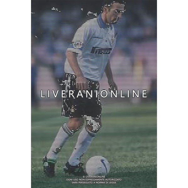 DIAP-RETROSPETTIVA YOURI DYORKAEFF CALCIATORE NELLA FOTO YOURI DYORKAEFF CON LA MAGLIA DELL\'INTER AG ALDO LIVERNI SAS