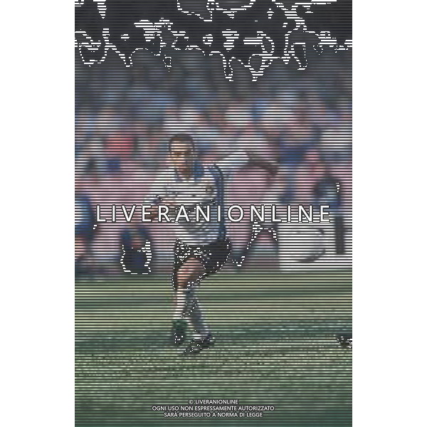 DIAP-RETROSPETTIVA YOURI DYORKAEFF CALCIATORE NELLA FOTO YOURI DYORKAEFF CON LA MAGLIA DELL\'INTER AG ALDO LIVERNI SAS