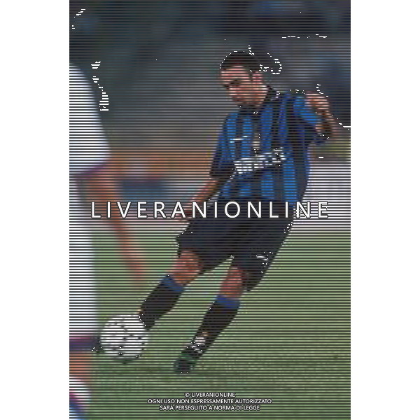 DIAP-RETROSPETTIVA YOURI DYORKAEFF CALCIATORE NELLA FOTO YOURI DYORKAEFF CON LA MAGLIA DELL\'INTER AG ALDO LIVERNI SAS