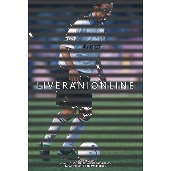 DIAP-RETROSPETTIVA YOURI DYORKAEFF CALCIATORE NELLA FOTO YOURI DYORKAEFF CON LA MAGLIA DELL\'INTER AG ALDO LIVERNI SAS