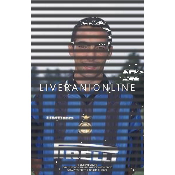 DIAP-RETROSPETTIVA YOURI DYORKAEFF CALCIATORE NELLA FOTO YOURI DYORKAEFF CON LA MAGLIA DELL\'INTER AG ALDO LIVERNI SAS