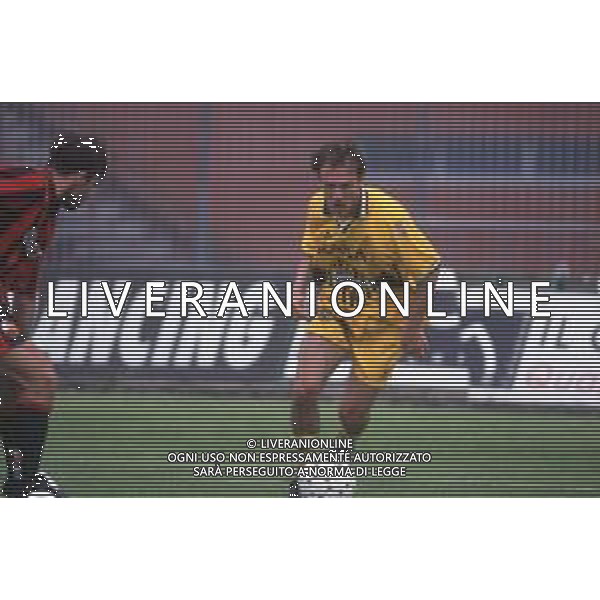 DIAP-RETROSPETTIVA NICOLA ZANINI CALCIATORE NELLA FOTO NICOLA ZANINI CON LA MAGLIA DEL VERONA CALCIO AG ALDO LIVERANI SAS