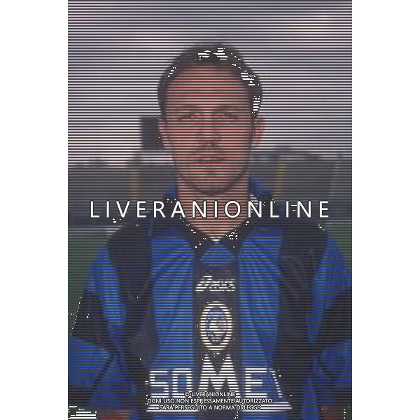 DIAP-RETROSPETTIVA NICOLA ZANINI CALCIATORE NELLA FOTO NICOLA ZANINI CON LA MAGLIA DELL\'ATALANTA CALCIO AG ALDO LIVERANI SAS
