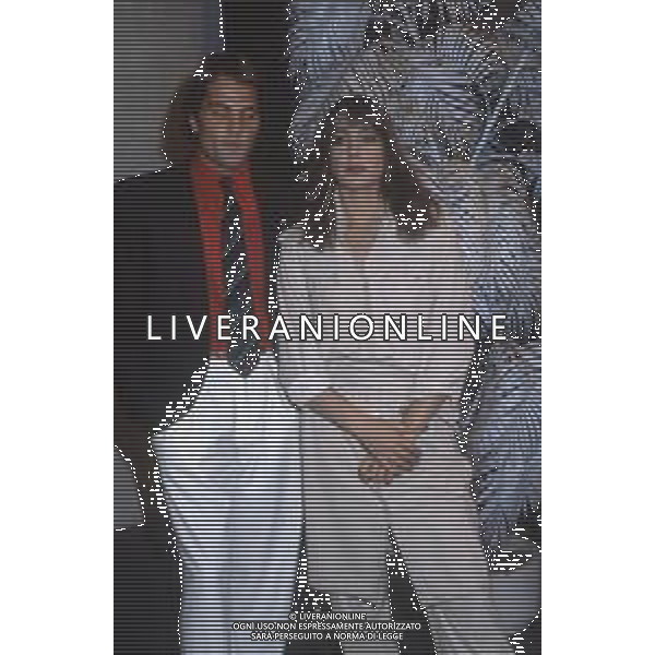 DIAP-RETROSPETTIVA VIOLA VALENTINO CANTANTE NELLA FOTO VIOLA VALENTINO CON SAVERIO VALLONE NELL\'ANNO 1983 A ROMA FOTO EDGARDO DELLA SORCIOSA-AG ALDO LIVERANI SAS  