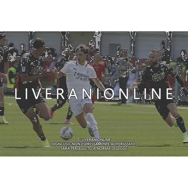 Joao Felix of AC Milan play the ball during Venezia FC vs AC Milan, 34° Serie A Enilive 2024-25 game at Pier Luigi Penzo stadium in Venezia (VE), Italy, on April 27, 2025. (Photo by Davide Casentini)- AGENZIA ALDO LIVERANI SAS
