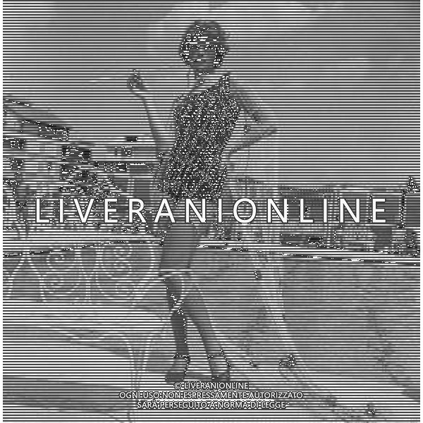 NEG-MONICA VITTI, attrice italiana di teatro, cinema e televisione - RETROSPETTIVA Nella foto in costume da bagno a Roma nel 1955 FOTO SANDRO VESPASIANI-©Archivio Giovanni Liverani / AG. ALDO LIVERANI SAS