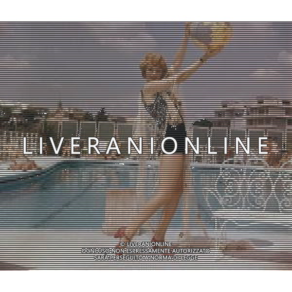 DIAP-MONICA VITTI, attrice italiana di teatro, cinema e televisione - RETROSPETTIVA Nella foto in costume da bagno a Roma nel 1955 FOTO SANDRO VESPASIANI-©Archivio Giovanni Liverani / AG. ALDO LIVERANI SAS
