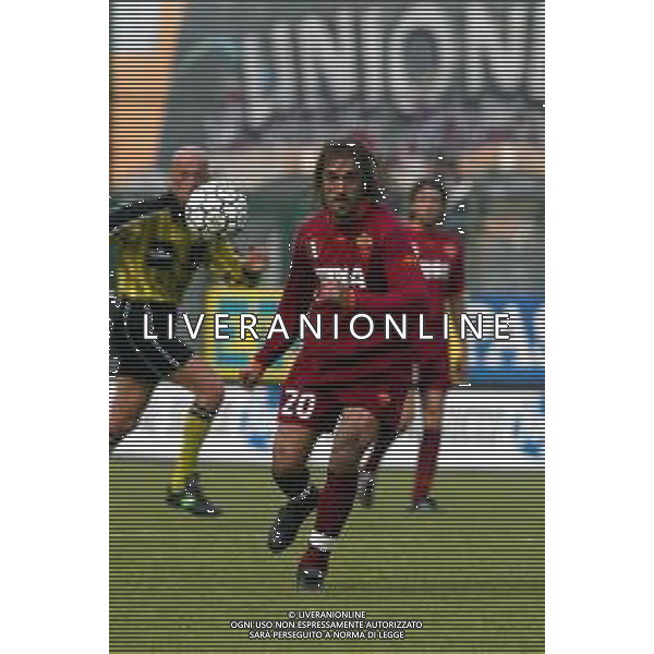 VENEZIA - ROMA 07/04/2002 NELLA FOTO BATISTUTA GABRIEL FOTO ALDO LIVERANI