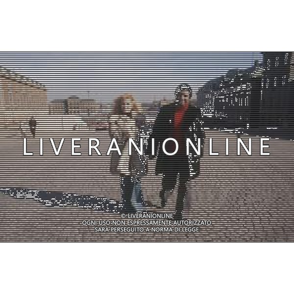 DIAP-RETROSPETTIVA WESS E DORI GHEZZI CANTANTI NELLA FOTO WESS E DORI GHEZZI IN SVEZIA AG ALDO LIVERANI SAS