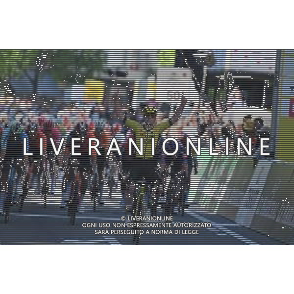 30-04-2025 Tour De Romandie; Tappa 01 Munchenstein - Fribourg; 2025, Visma - Lease A Bike; Brennan, Matthew; Fribourg; ©SIROTTI - AGENZIA ALDO LIVERANI SAS