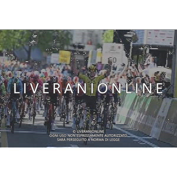 30-04-2025 Tour De Romandie; Tappa 01 Munchenstein - Fribourg; 2025, Visma - Lease A Bike; Brennan, Matthew; Fribourg; ©SIROTTI - AGENZIA ALDO LIVERANI SAS
