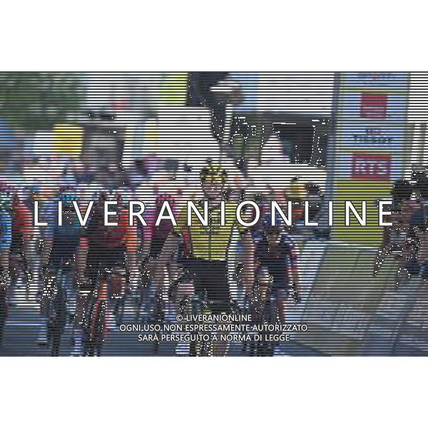 30-04-2025 Tour De Romandie; Tappa 01 Munchenstein - Fribourg; 2025, Visma - Lease A Bike; Brennan, Matthew; Fribourg; ©SIROTTI - AGENZIA ALDO LIVERANI SAS