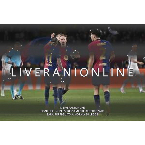 TVRG Barcellona vs Inter nella foto Raphinha Raphael Dias Belloli (Barcellona) e Frenkie de Jong (Barcellona) esultanza dopo il gol del 3 a 3 Barcellona (SPA) 30-04-2025 Stadio Olimpico - Lluis Companys UEFA Champions League - semifinali gara di adata foto Roberto Garavaglia/Agenzia Aldo Liverani sas - AGENZIA ALDO LIVERANI SAS