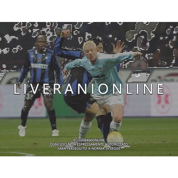 Milano 02/02/2006 coppa italia TIM 2005/06 inter-lazio 1:0 nella foto materazzi e tare ph marco luzzani/ag aldo liverani s.a.s.