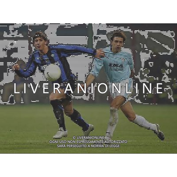 Milano 02/02/2006 coppa italia TIM 2005/06 inter-lazio 1:0 nella foto momente\' e siviglia ph marco luzzani/ag aldo liverani s.a.s.