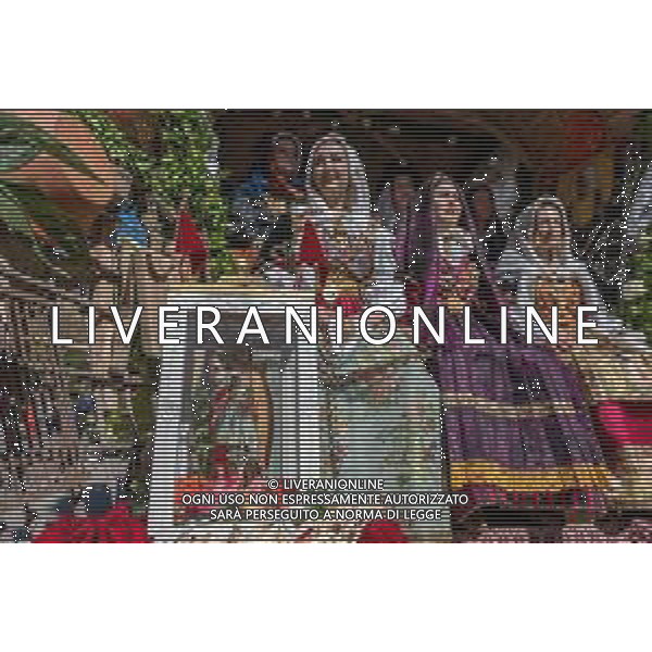 1-5-2025. Cagliari, 369° festa Sant\'Efisio Martire. La festa, si svolge ogni anno il 1 Maggio ininterrottamente dal 1657, anno in cui il Santo fece cessare l\'epidemia della peste arrivata in Sardegna. I fedeli e i gruppi folk sardi, ripercorrono i luoghi del martirio. Foto Salvatore Moi/Agenzia Aldo Liverani s.as.- AGENZIA ALDO LIVERANI SAS