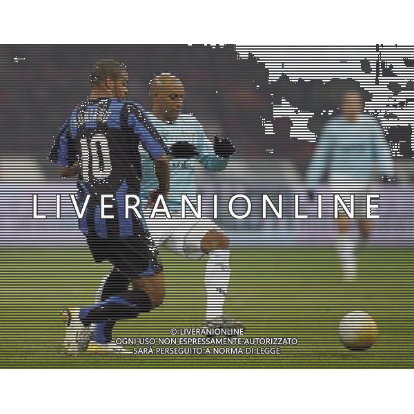 Milano 02/02/2006 coppa italia TIM 2005/06 inter-lazio 1:0 nella foto adriano e dabo ph marco luzzani/ag aldo liverani s.a.s.
