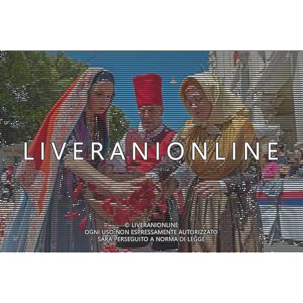 1-5-2025. Cagliari, 369° festa Sant\'Efisio Martire. La festa, si svolge ogni anno il 1 Maggio ininterrottamente dal 1657, anno in cui il Santo fece cessare l\'epidemia della peste arrivata in Sardegna. I fedeli e i gruppi folk sardi, ripercorrono i luoghi del martirio. Foto Salvatore Moi/Agenzia Aldo Liverani s.as.- AGENZIA ALDO LIVERANI SAS