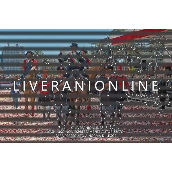 1-5-2025. Cagliari, 369° festa Sant\'Efisio Martire. La festa, si svolge ogni anno il 1 Maggio ininterrottamente dal 1657, anno in cui il Santo fece cessare l\'epidemia della peste arrivata in Sardegna. I fedeli e i gruppi folk sardi, ripercorrono i luoghi del martirio. Foto Salvatore Moi/Agenzia Aldo Liverani s.as.- AGENZIA ALDO LIVERANI SAS