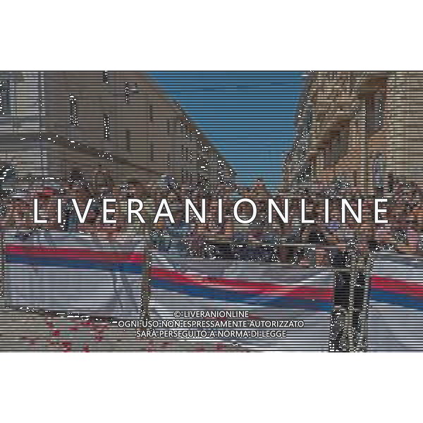 1-5-2025. Cagliari, 369° festa Sant\'Efisio Martire. La festa, si svolge ogni anno il 1 Maggio ininterrottamente dal 1657, anno in cui il Santo fece cessare l\'epidemia della peste arrivata in Sardegna. I fedeli e i gruppi folk sardi, ripercorrono i luoghi del martirio. Foto Salvatore Moi/Agenzia Aldo Liverani s.as.- AGENZIA ALDO LIVERANI SAS