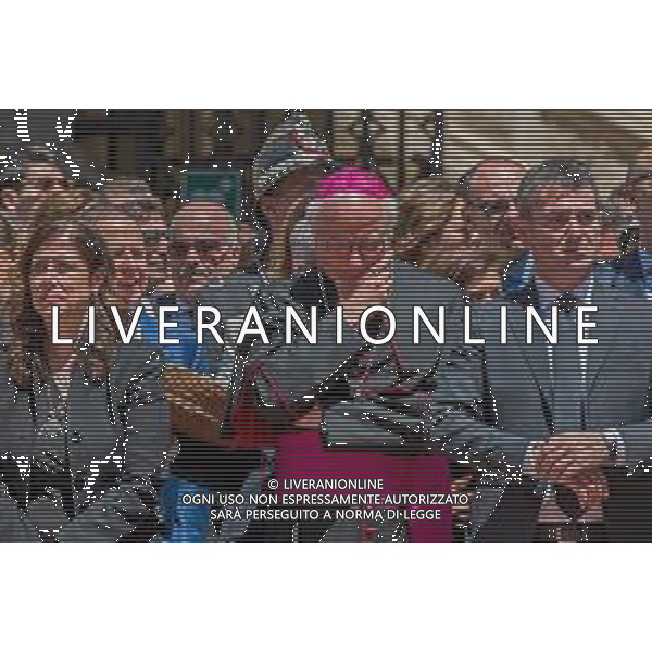 1-5-2025. Cagliari, 369° festa Sant\'Efisio Martire. La festa, si svolge ogni anno il 1 Maggio ininterrottamente dal 1657, anno in cui il Santo fece cessare l\'epidemia della peste arrivata in Sardegna. I fedeli e i gruppi folk sardi, ripercorrono i luoghi del martirio. Foto Salvatore Moi/Agenzia Aldo Liverani s.as. Nella foto da destra a sinistra: Massimo Zedda (Sindaco di Cagliari), Giuseppe baturi (Vescovo diocesi Cagliari), Alessandra Todde (persidente Regione Autonoma Sardegna).- AGENZIA ALDO LIVERANI SAS