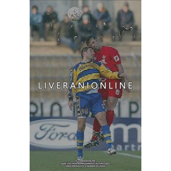 DIG- PIACENZA - PARMA CAMPIONATO CALCIO SERIE A 12 GENNAIO 2003 - RISULTATO 1-1 NELLA FOTO ADRIAN MUTU E GIUSEPPE CARDONE AGENZIA ALDO LIVERANI SAS