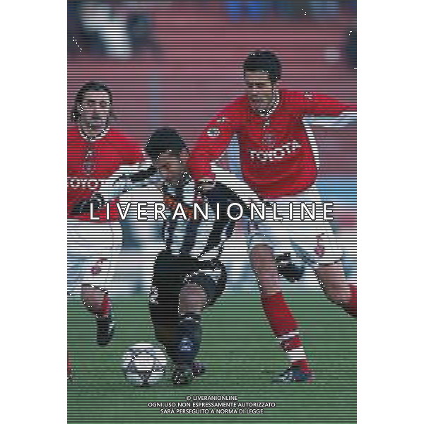 DIG- UDINESE - PERUGIA CAMPIONATO CALCIO SERIE A 12 GENNAIO 2003 - RISULTATO 0-0 NELLA FOTO VALENTIM ALBERTO TRA FABIO GROSSO E GIOVANNI TEDESCO AGENZIA ALDO LIVERANI SAS
