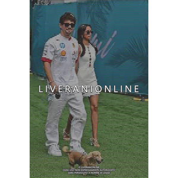 (L to R): Charles Leclerc (MON) Ferrari with his girlfriend Alexandra Saint Mleux (ITA) and Leo the dog. 03.05.2025. Formula 1 World Championship, Rd 6, Miami Grand Prix, Miami, Florida, USA, Sprint and Qualifying Day. - www.xpbimages.com, EMail: requests@xpbimages.com © Copyright: Moy / XPB Images ONLY ITALY-AG ALDO LIVERANI SAS