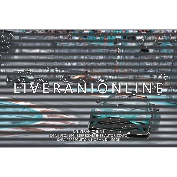 Andrea Kimi Antonelli (ITA) Mercedes AMG F1 W16 leads behind the Aston Martin FIA Safety Car. 03.05.2025. Formula 1 World Championship, Rd 6, Miami Grand Prix, Miami, Florida, USA, Sprint and Qualifying Day. - www.xpbimages.com, EMail: requests@xpbimages.com © Copyright: Bearne / XPB Images ONLY ITALY-AG ALDO LIVERANI SAS
