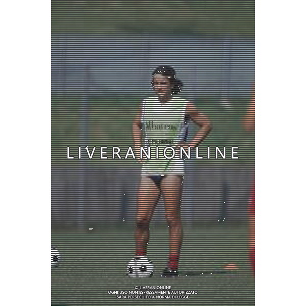DIAP-RETROSPETTIVA STEFANO BORGONOVO CALCIATORE NELLA FOTO STEFANO BORGONOVO CON LA MAGLIA DELL\'UDINESE CALCIO AG ALDO LIVERANI SAS