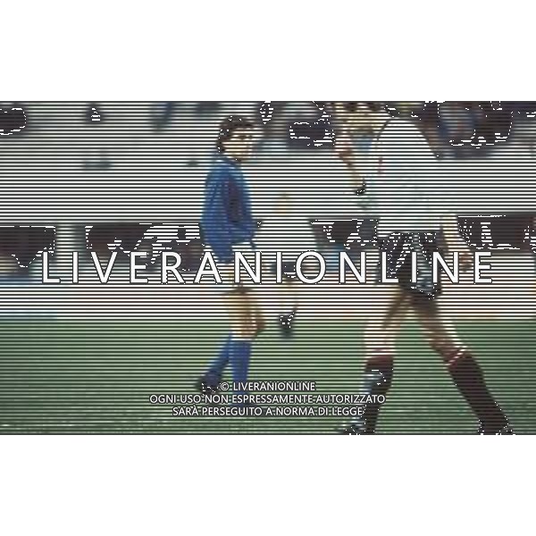 DIAP-RETROSPETTIVA STEFANO BORGONOVO CALCIATORE NELLA FOTO STEFANO BORGONOVO CON LA MAGLIA DELLA NAZIONALE ITALIANA AG ALDO LIVERANI SAS 