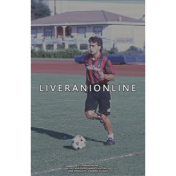 DIAP-RETROSPETTIVA STEFANO BORGONOVO CALCIATORE NELLA FOTO STEFANO BORGONOVO CON LA MAGLIA DEL MILAN CALCIO AG ALDO LIVERANI SAS 