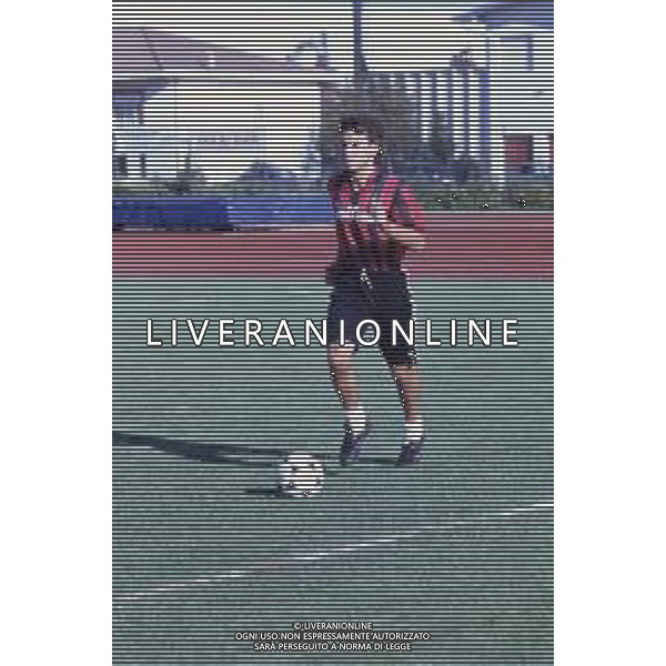 DIAP-RETROSPETTIVA STEFANO BORGONOVO CALCIATORE NELLA FOTO STEFANO BORGONOVO CON LA MAGLIA DEL MILAN CALCIO AG ALDO LIVERANI SAS 