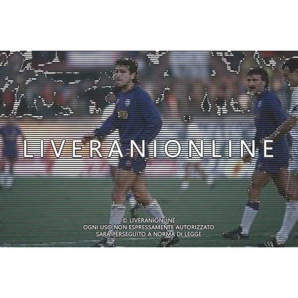 DIAP-RETROSPETTIVA STEFANO BORGONOVO CALCIATORE NELLA FOTO STEFANO BORGONOVO CON LA MAGLIA DELLA FIORENTINA CALCIO AG ALDO LIVERANI SAS 