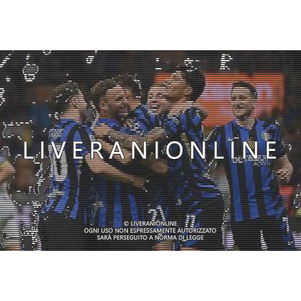 Inter vs Hellas Verona nella foto giocatori Inter esultanza dopo il gol dell\'1 a 0 Milano 03-05-2025 Stadio Giuseppe Meazza - San Siro Campionato Serie A Enilive - 35a giornata foto Roberto Garavaglia/Agenzia Aldo Liverani sas- AGENZIA ALDO LIVERANI SAS