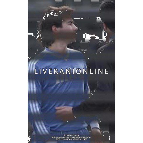 DIAP-RETROSPETTIVA STEFANO BORGONOVO CALCIATORE NELLA FOTO STEFANO BORGONOVO CON LA MAGLIA DEL COMO CALCIO AG ALDO LIVERANI SAS