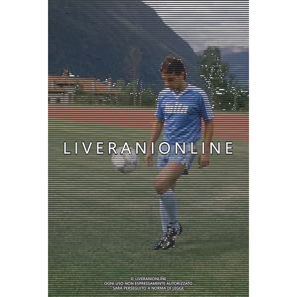 DIAP-RETROSPETTIVA STEFANO BORGONOVO CALCIATORE NELLA FOTO STEFANO BORGONOVO CON LA MAGLIA DEL COMO CALCIO AG ALDO LIVERANI SAS