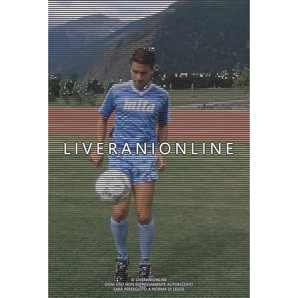 DIAP-RETROSPETTIVA STEFANO BORGONOVO CALCIATORE NELLA FOTO STEFANO BORGONOVO CON LA MAGLIA DEL COMO CALCIO AG ALDO LIVERANI SAS
