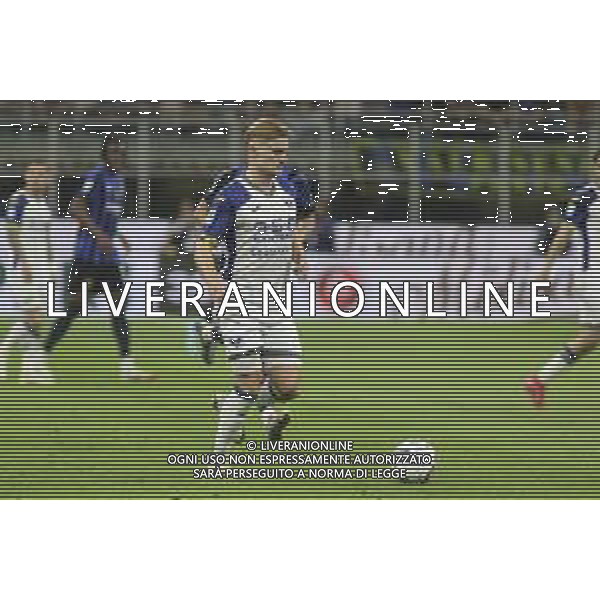 Martin Frese of Hellas Verona FC play the ball during Inter FC vs Hellas Verona FC, 35° Serie A Enilive 2024-25 game at Giuseppe Meazza - San Siro stadium in Milano (MI), Italy, on April 06, 2025. (Photo by Davide Casentini)- AGENZIA ALDO LIVERANI SAS