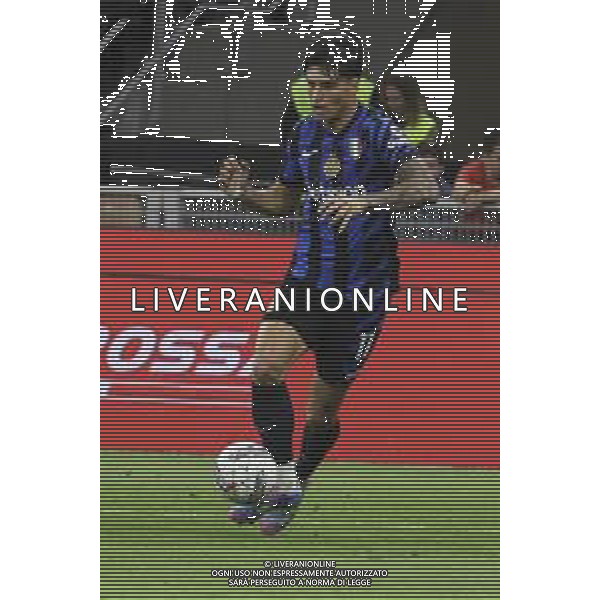 Joaquín Correa of Inter FC play the ball during Inter FC vs Hellas Verona FC, 35° Serie A Enilive 2024-25 game at Giuseppe Meazza - San Siro stadium in Milano (MI), Italy, on April 06, 2025. (Photo by Davide Casentini)- AGENZIA ALDO LIVERANI SAS