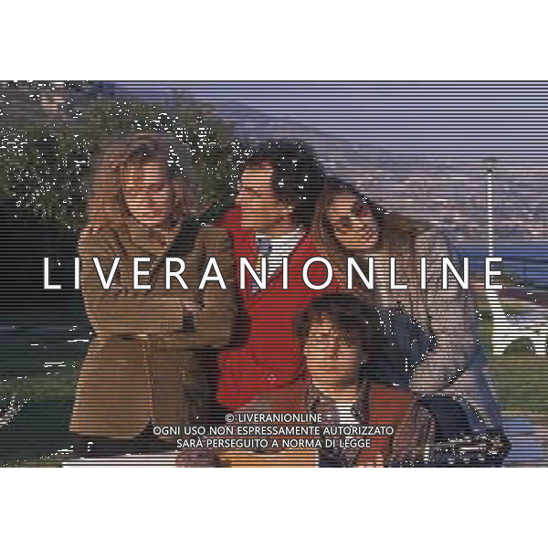 DIAP-RETROSPETTIVA ALBANO CARRISI CANTANTE NELLA FOTO ALBANO CARRISI CON ROMINA POWER E I FIGLI YLENIA CARRISI E YARI CARRISI A SANREMO AG ALDO LIVERANII SAS