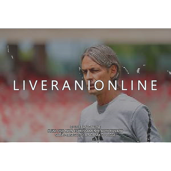 TVEM May 04, 2025 Bari, Italy - SSC Bari vs Pisa Sporting Club - Italian soccer serie B 2024/25 - San Nicola Stadium. In the pic: coach Filippo Inzaghi of Pisa ©TVEM Emmanuele Mastrodonato - AGENZIA ALDO LIVERANI SAS